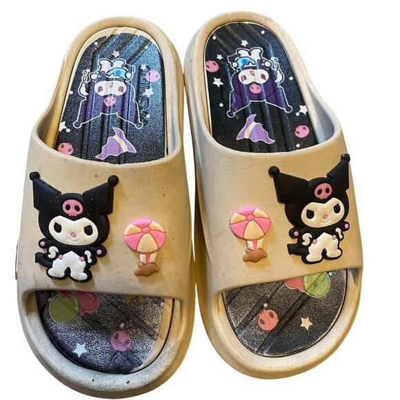 Kuromi Sanrio Hello Kitty Kids Girls Sz 6-8 Sandal Classic Beach Summer Slide In - Picture 1 of 6